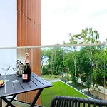Premium Marin Z Dostepem Do Basenow,strefy Saun, Jacuzzi - Pinea Pobierowo-sannel For Rent * 포비에로보