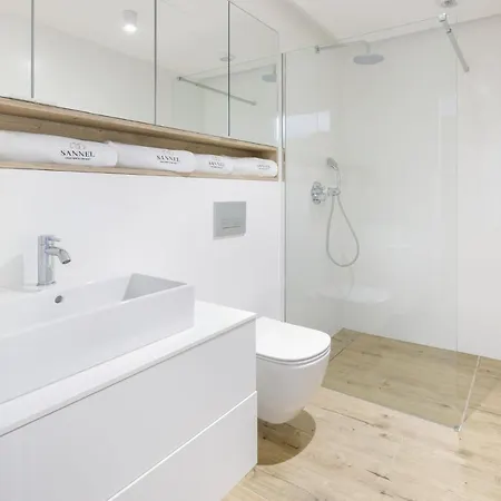 Premium Marin Z Dostepem Do Basenow,strefy Saun, Jacuzzi - Pinea Pobierowo-sannel For Rent Daire