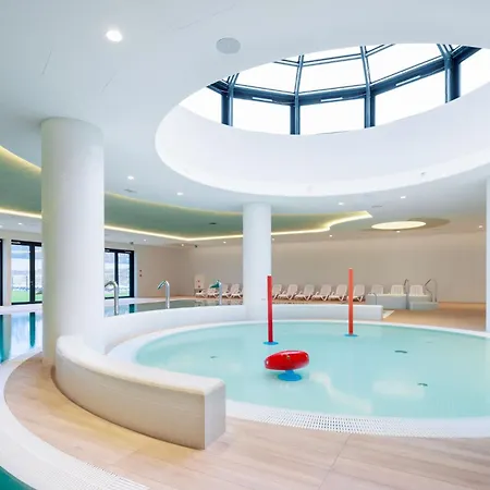 Premium Marin Z Dostepem Do Basenow,strefy Saun, Jacuzzi - Pinea Pobierowo-sannel For Rent * Pobierowo